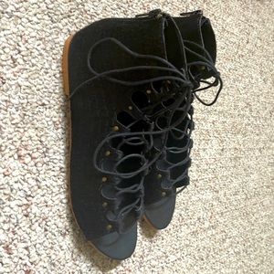 Matisse Beautiful Black Sandals